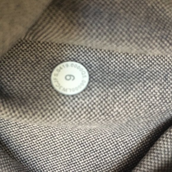 Like New Lululemon Ebb to Train Jacket Chrome 6 - Picture 13 of 15